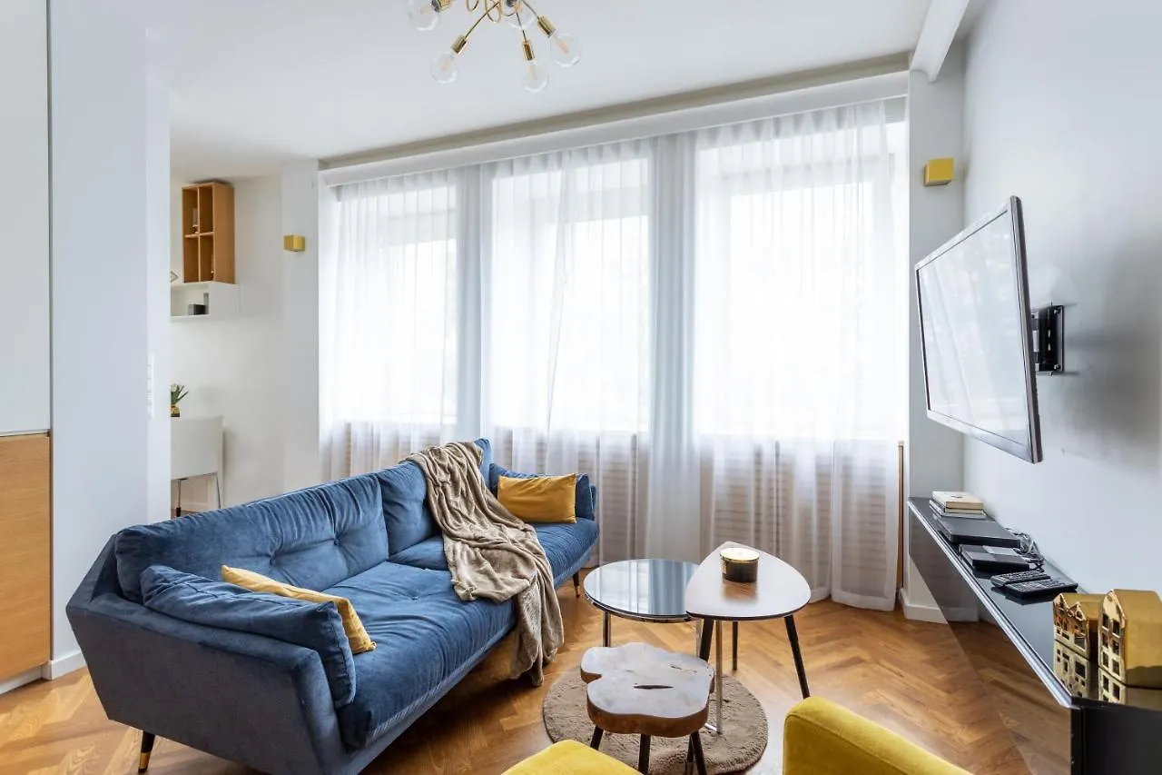 Central Warsaw Apartment - Great Location- Studio Apartment- Warsaw Stays - Zurawia